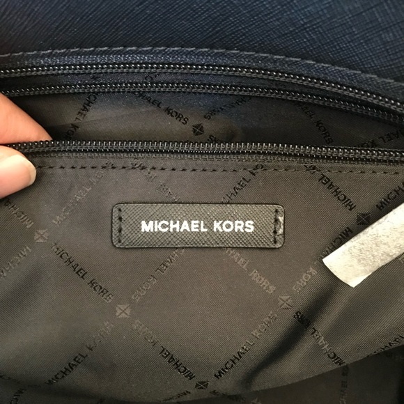 🌼Michael Kors Set - Picture 10 of 16